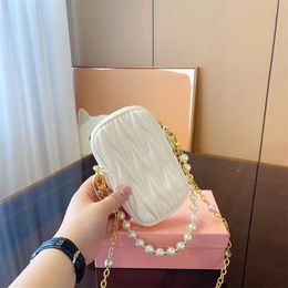New Luxury Classic Designer Women's Pearl Phone Bag Spring Summer Fashion Academy Bag Square Zipper Gold Chain shoulder bagfashion versatile