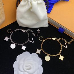Women Fashion Bracelet Designer Jewelry Womens Accessories Chain Bracelets New Designers Diamonds Gold Silver Bracelet D2303211F184v