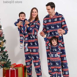 Family Matching Outfits 2023 Christmas Mom Dad Kids Matching Outfits Print Flannel Warm Thick Pyjamas Zipper Hooded Jumpsuit Overalls Family Look Romper T230921