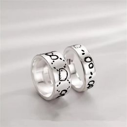 2023 Luxurys Designers Band Rings Fashion Men Women Titanium Steel Engraved Letter Pattern Lovers Jewelry Narrow Ring Size 5-11 Z303S