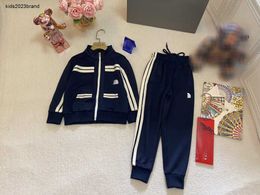 autumn Tracksuits suits for girl boy Size 100-160 CM 2pcs White striped decorative stand neck zippered jacket and lace up pants Sep20