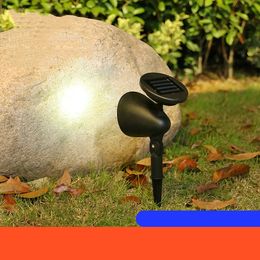 solar powered lawn spotlights, 4LED courtyard lights, outdoor waterproof landscape lighting, decorative lights, waterproof villa park lights