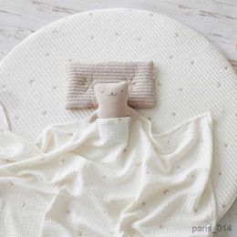 Blankets Swaddling Moon Embroidery Baby Blanket Wrap Cotton Swaddle Bed Cover Newborn Girls Receving Blanket Newborn Shower Gifts