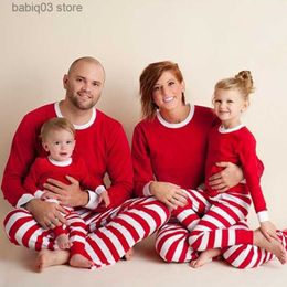 Family Matching Outfits 2024 New Year's Clothes Family Christmas Matching Pajamas Set 2 Pieces Home Suit Striped Patchwork Pajamas Set Xmas Family Look T230921