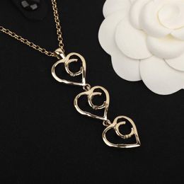 2022 Top quality Charm pendant necklace with three pcs heart shape and stud earring for women wedding Jewellery gift have box stamp 216N
