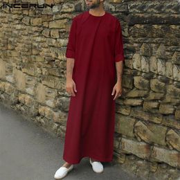 INCERUN Men Islamic Arab Kaftan Muslim Abaya Solid Long Sleeve Loose O Neck Jubba Thobe Dubai Middle East Mens Robes Plus Size282p