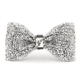 Sparkly White Rhinestone Wedding Mens Bow Fashion Diamond Man Bow Bush Ties Real Pos Tuxedos Groom em estoque 213y