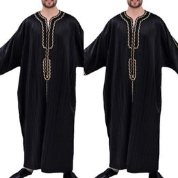 Ethnic Clothing 2021 Men Islamic Arabic Kaftan Muslim Long Sleeve Loose Abaya Robes Fashion Saudi Arabia Dubai Mens Jubba Thobe279O