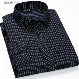 Men's Dress Shirts Men's Classic Standard-fit Plaid/striped Social Office Dress Shirt Single Patch Pocket Long Sleeve Formal Business Basic Shirts L230921