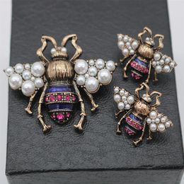 New Fashion Pins Brooches Yellow Gold Plated Bling CZ Bee Brooch Pin for Men Women for Party Wedding Nice Gift271I