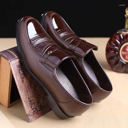 Dress Shoes In Spring Men's Business Formal Leather Breathable Casual Office Work Fashion Versatile One-foot Slip