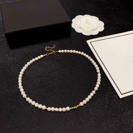 Pérola pingente gargantilha colar designer jóias longa corrente neckalce clássico logotipo corrente 2023 projetado para mulheres colares de ouro de alta qualidade