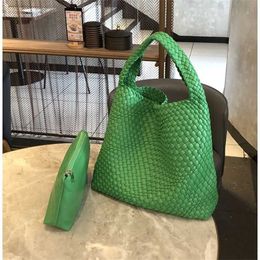 Bottegass Bag Handmade Woven Bag Niche Women's Versatile Mother and Child Single Shoulder 2022 High Capacity Tote Venetass