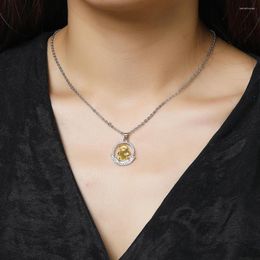 Pendant Necklaces God Mom Holding Baby Choker Mother's Day Gift Round Flower With Crystal Necklace Family