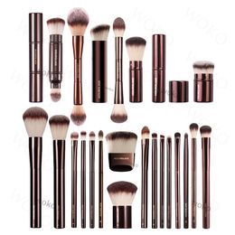 Makeup Tools Hourglass Full Series Makeup Brush Blush Powder Contour Foundation Concealer Makeup Brush Eye Shadow Smudge Eyeliner Makeup Tool 230921