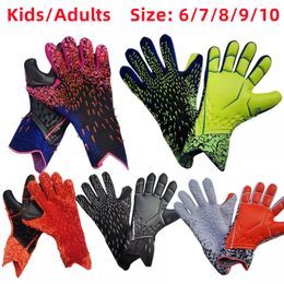 Sports Gloves Kids Adults Goalie Gloves Latex Soccer Goalkeeper Gloves Anti-slip Thicken Football Protection Goalie Gloves Soccer Equipment 230921