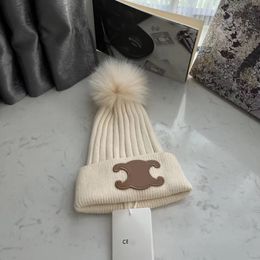 designer beanie luxury knitted hat Winter hat Warm Ear Protection Casual Temperament Fur Ball Outdoor Hat Trendy 8 Colors