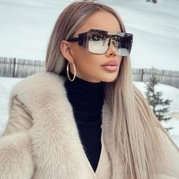 Italy Luxury Elegant Big Square Sunglasses Women Shield Shadow Men Brand Designer Oversized Sun Glasses zonnebril dames276p