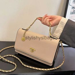 Cross Body Bags Handheld Women's Bag 2023 New Simple Fashion Chain Small Wind One Shoulder Crossbody Bag Small Square Bag Bagsstylishyslbags