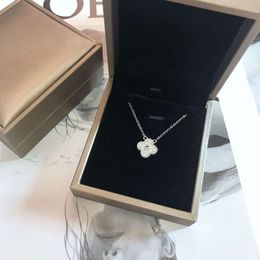 Four Leaf Grass Necklace with Diamonds S925 Silver Light Luxury Female Ins Small Full Diamond Collar Chain Net Red Non fading Pendant Chain