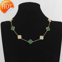 Designer Necklace Van Clover Necklace Gold Pendant 10 Four Leaf Diamond Luxury Classic Necklaces for Womens Long Chain Jewellery Silver Pated MulticolorV6LM