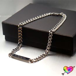 Chokers ss Silvery 1017 ALYX 9SM ID Necklace Men Women 1 1 High Quality Chain ALYX Necklaces Stainless Engraved Letters Chain 230921