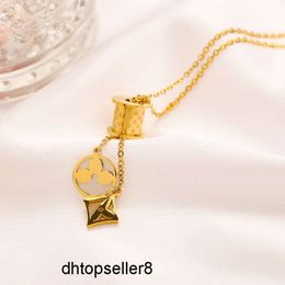 top Fashion Four-leaf clover Pendant Womens 18K Gold Luxury Jewelry Charm Girl Love Gift Necklace Fashion Brand Jewelry Luxury Brand Designer Necklace