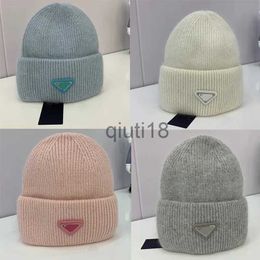 Beanie/Skull Caps Designer ball Caps Couple Letter p Reversed Triangle Letter Badge Knitted Hat Flapped Wool Hat Casual Versatile Warm Cold Hat - A x0922