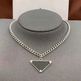 Womens Mens Luxury Designer Necklace Chain Fashion Jewelry Gold and silver Black White P Triangle Pendant Design Party Hip Hop Pun2085