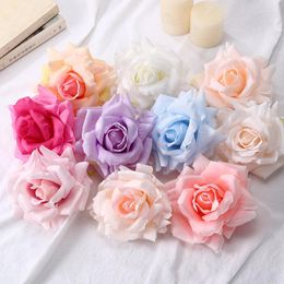 Decorative Flowers 100pcs Artificial Silk Rolled Edge Rose Flower Head Wedding Wall Decoration Home Vase Arrangement Accessories