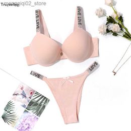 Bras Sets TrufeelingWomen's Underwear Set New Girl Sexy Bikini Corset Letter Bra and Thongs Panties B C D Cup Lingerie Q230922