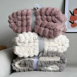 Blankets Ins High Quality Faux-rabbit Fur Autumn Winter Warm Blanket Thicken Plush Sofa Blankets for Beds High-end Warmth Sofa Blanket HKD230922