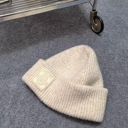 Beanie/Kafatası Kapakları Lowewe Tasarımcı Şapka Lüks En Kaliteli Eğlence Lüks Düşük Örme Şapka Tasarımcısı Beanie Cap Erkek ve Kadın Fit Şapkası Kaşmir Kafatası Şapkası