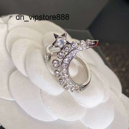 top Wedding Rings Luxury Designer Wedding Rings Women Silver Selection Charming Brand Jewelry Ring Classic Premium Accessories Valentines Day Exclusive Hot Brand