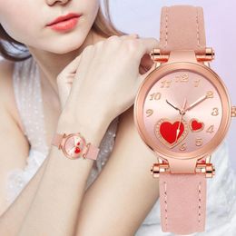 Wristwatches Ins Women's Watches Luxury Fashion Ladies Watch Heart Dial Plate Anti-Scratch Faux Leather Girls Casual Wristwatch Gift