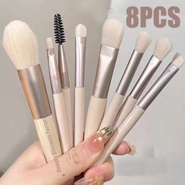 Makeup Brushes Tools Portable Set Women Cosmetic Eyeshadow Blush Powder Shadow Foundation Blending Concealer Make Up Tool 230922