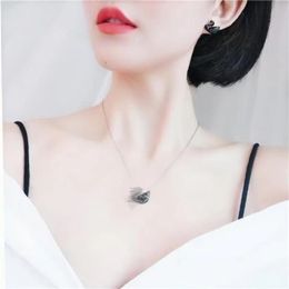 Design Black Swan Style Brand Pendant clover Necklace Black Colour Necklace As Gift for Woman Girls Channel Jewellery