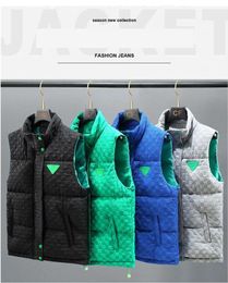 Designer Mens Vest Winter New Business Casual Pocket Warm Vest Mens Autumn Clothing Sleeveless Coat Jacket Green Vest M-3XL