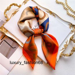 Scarves top Designer Grid Print Flower imitate Silk Scarf Headband for Women Fashion Long Handle Bag Scarves Paris Shoulder Tote Luggage Ribbon Head Wraps 70X70CM 1C