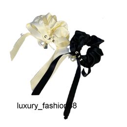 Headwear top Hair Accessories Luxury Designer Tassels Headbands Women Solid Color Black White Brand Korean Bowknot Hairband Fashion Womens Pearl Hair Hoop Sport Wi