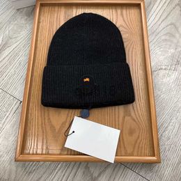 Beanie/Skull Caps designer beanie letter knitted hat fashion women Winter hat Cashmere Bonnet Outdoor Casual very nice gift x0922