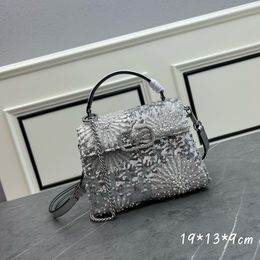 2023 Luxury Design Women's stylish Shoulder Bag 3D Embroidery Mini handbag hand-made imitation crystal embroidery design