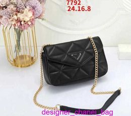 Totes Designer bag Handbag Woman Straw Bags Nylon shoulder bags Hobos underarm bag Chain Purses Designer Crossbody Baguettes Lady