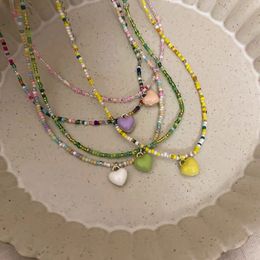 Lovely fresh rainbow beaded love pendant necklace children's fun girl heart fold wear contrasting color choker collarbone chain