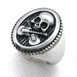 5pcs Size 7-14 Golden Silver Skull Guitar Ring 316L Stainless Steel Man Boy Biker Rock Music Skull Ring216d