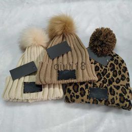 Beanie/Skull Caps Winter Brand Female Fur Pom Poms Hat Fashion Cap For Women Designer Knitted Beanie Caps Womens Beanies x0922
