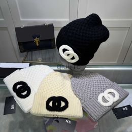 Beanie/Skull Caps Designer Beanie Luxury Beanie Winter Warm Knitted cap Ear Protection Casual Temperament Outdoor Hat Popular Fashion 4 Colors nice x0922