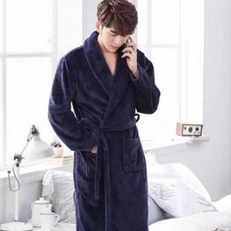 Men's Sleepwear Solid Color Robe Flannel Autumn Winter Warm Thickened Bathrobe Loose Fitting Casual Home Wear Nightgown