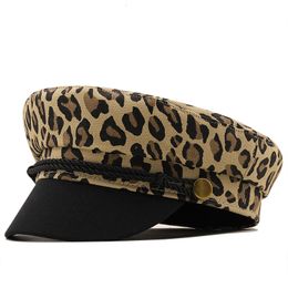 Berets Women Leopard Print Beret hat cotton Painter cap Retro British Style Octagonal Navy Hat Outdoor Girl sboy cap 230922