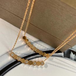 Luxurious quality pendant necklace with sparkly diamond for women engagement stud earring PS8004237P